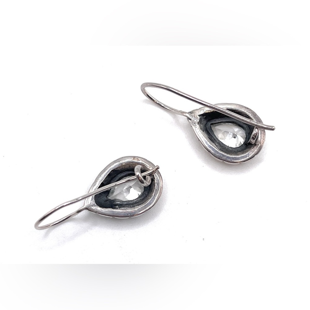 W1202 Retired Silpada Zirconia Teardrop Earrings - image 3